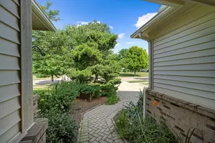 4562 Sycamore Dr, Ypsilanti, MI 48197 - Photo 40