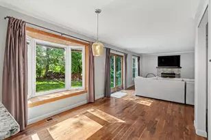 3572 Whispering Oaks Dr, Ann Arbor, MI 48108 - Photo 14