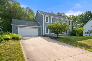 3572 Whispering Oaks Dr, Ann Arbor, MI 48108 - Photo 2