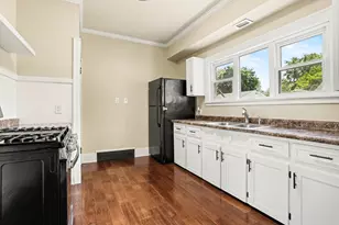 914 Dayton Ave, Kalamazoo, MI 49048 - Photo 10
