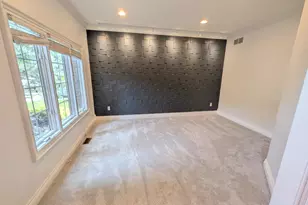 46815 Grand Oak Ct, Canton, MI 48187 - Photo 10
