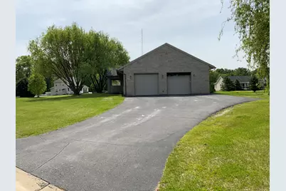 7715 Hidden Knoll Court NE #41, Byron, MI 48418 - Photo 4