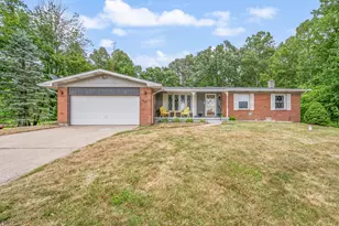 14190 Oak Holw Dr, Big Rapids, MI 49307 - Photo 2