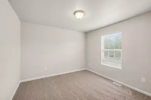 334 Saddlebrook Dr, Linden, MI 48451 - Photo 12