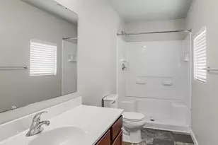 334 Saddlebrook Dr, Linden, MI 48451 - Photo 8