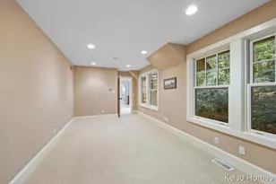 6664 Scenic Shores Dr, Holland, MI 49423 - Photo 28