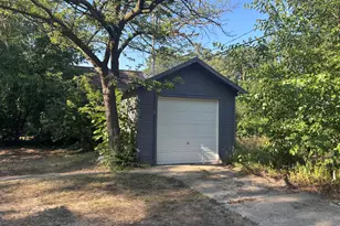 2344 Maffett St, Muskegon Heights, MI 49444 - Photo 2