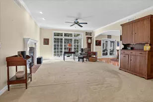 25464 Joelle Ct, Edwardsburg, MI 49112 - Photo 10