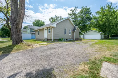 216 Congress Street, Watervliet, MI 49098 - Photo 2
