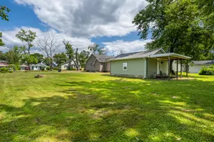 216 Congress St, Watervliet, MI 49098 - Photo 6