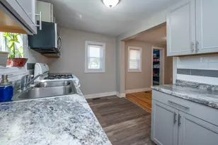 216 Congress St, Watervliet, MI 49098 - Photo 16