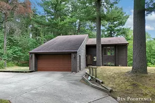 8707 White Fawn Trail NE, Rockford, MI 49341 - Photo 4