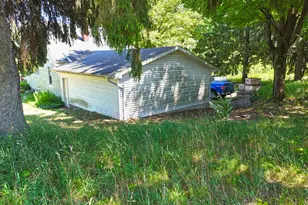 5760 Martin Rd, Coloma, MI 49038 - Photo 8