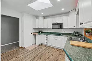 1127 S Brown St, Jackson, MI 49203 - Photo 10