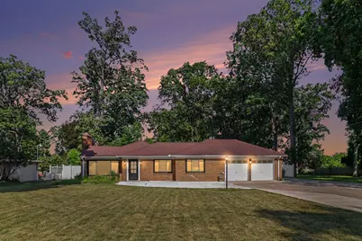 1127 S Brown Street, Jackson, MI 49203 - Photo 2