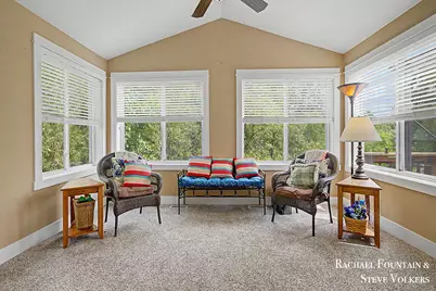 10048 S Crossroads Circle SE, Caledonia, MI 49316 - Photo 14