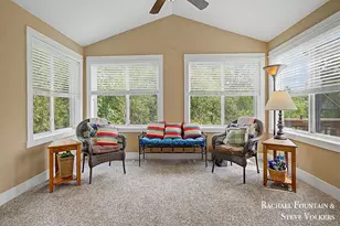 10048 S Crossroads Cir SE, Caledonia, MI 49316 - Photo 14