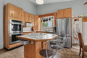 219 N 4th St, Burr Oak, MI 49030 - Photo 6