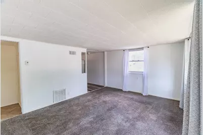 200 Wellworth Avenue, Springfield, MI 49037 - Photo 6