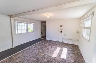 200 Wellworth Ave, Springfield, MI 49037 - Photo 16