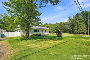 1134 Airport Rd, Norton Shores, MI 49441 - Photo 6