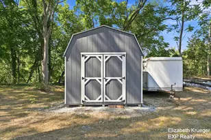 1134 Airport Rd, Norton Shores, MI 49441 - Photo 12