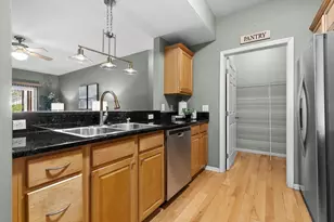 273 Scio Village Ct, Ann Arbor, MI 48103 - Photo 16