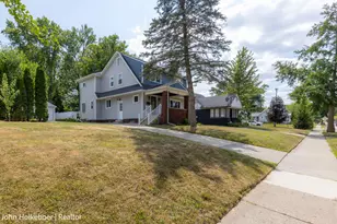 1948 Boston St SE, Grand Rapids, MI 49506 - Photo 4