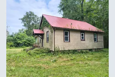 346 E 900 N, La Porte, IN 46350 - Photo 2