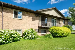 1720 Porter St SW, Wyoming, MI 49519 - Photo 4