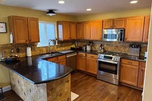 9936 Tioga Dr, Pinckney, MI 48169 - Photo 8