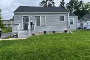 1708 Division St, Saginaw, MI 48602 - Photo 1