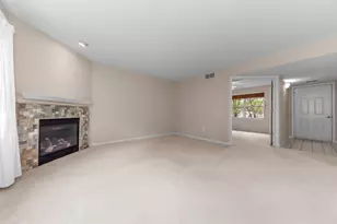 516 Boulderstone Ln, Chelsea, MI 48118 - Photo 16