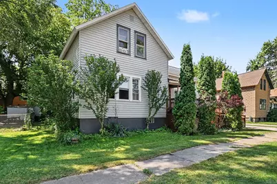 263 10th Street, Manistee, MI 49660 - Photo 2