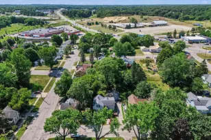 263 10th St, Manistee, MI 49660 - Photo 30