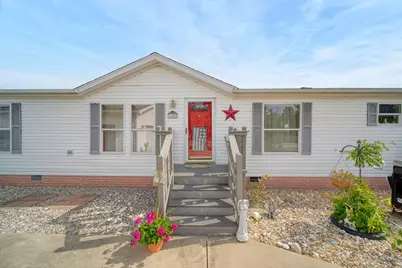 280 Stieff, Adrian, MI 49221 - Photo 2
