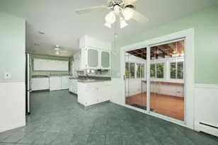 6272 Earhart Rd, Ann Arbor, MI 48105 - Photo 12