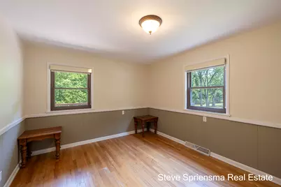 4372 Cordes Avenue NW, Comstock Park, MI 49321 - Photo 12