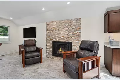 610 Ray Street, Muskegon, MI 49445 - Photo 10