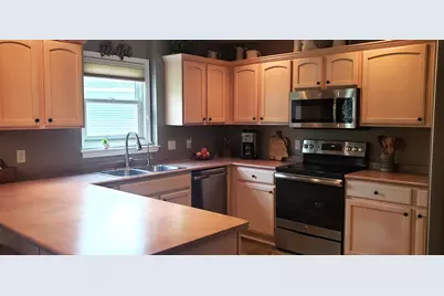 621 Ridge Lane, Tecumseh, MI 49286 - Photo 12