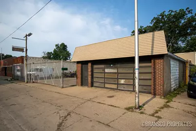 2511 Peck Street, Muskegon Heights, MI 49444 - Photo 2