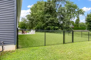 1106 N Galyn St, Sturgis, MI 49091 - Photo 8
