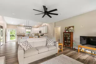 1106 N Galyn St, Sturgis, MI 49091 - Photo 10
