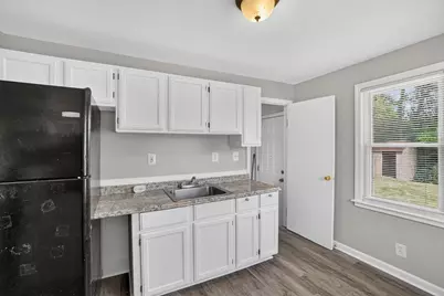 224 Victory Drive, Pontiac, MI 48342 - Photo 12