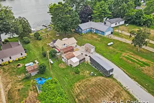 2900 S Martin Dr, Fremont, MI 49412 - Photo 42