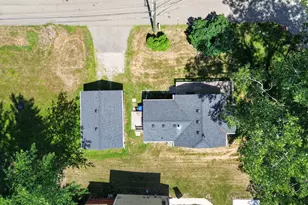 571 Crescent Lake Rd, Waterford, MI 48327 - Photo 22