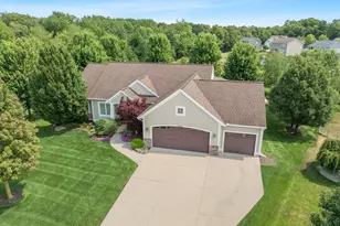 4613 Caspian Dr, Hudsonville, MI 49426 - Photo 2