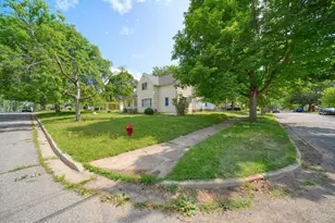 518 Garfield St, Jackson, MI 49203 - Photo 32