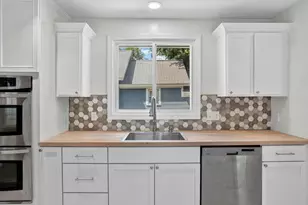 213 N Pleasant St, Jackson, MI 49202 - Photo 18
