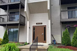30078 W 12 Mile Rd, Farmington Hills, MI 48334 - Photo 4